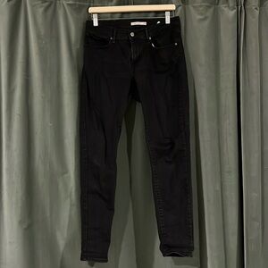 Levi’s Black Curvy Skinny Jean | Size 30